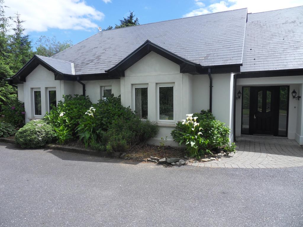 Ethan House Holiday Suites Killarney Exterior foto